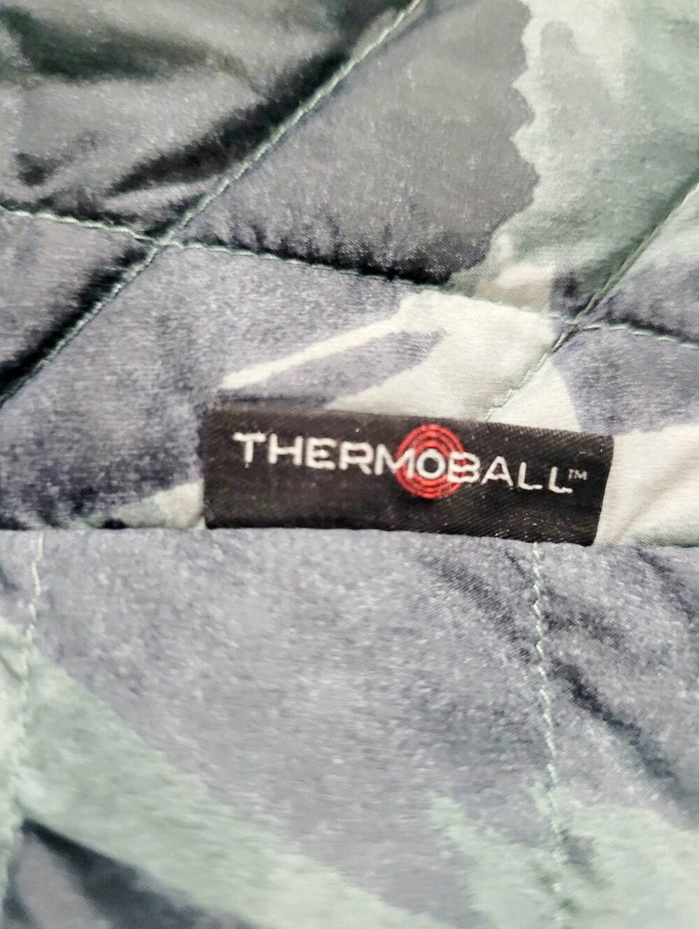 The North Face ThermoBall Quilted Puffer Vest Women's Large Gray Camo Full Zip - Picture 16 of 16